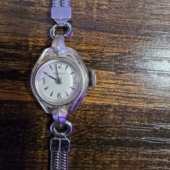 Lot Of 6 Women's Vintage Watches Including Miykon & Seiko NOT WORKING READ - Picture 10 of 16